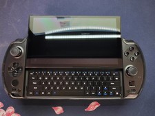 GPD WIN4 8840U 32GB RAM 1TB model Gaming PC Handheld PC