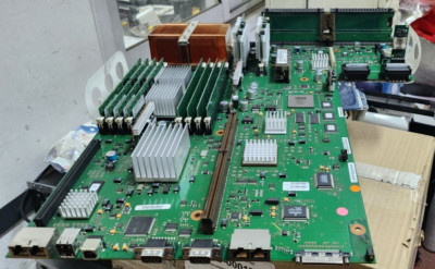 IBM 10N8044 05N6340 P5 System Board w/ 4GB Memory, CPU, 2x VRM, VPD Card 03N5211