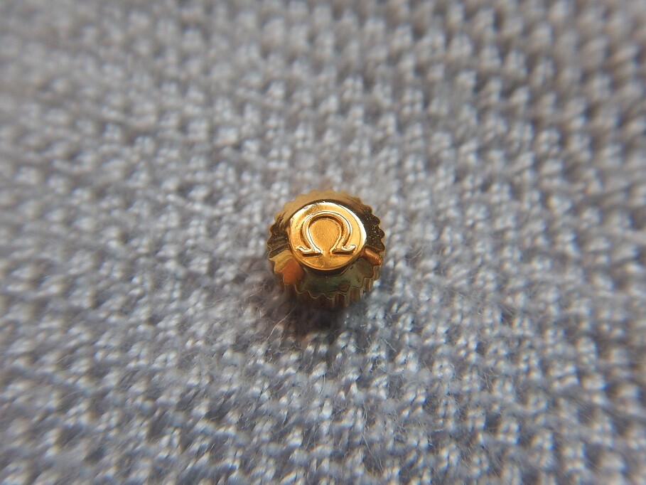 Couronne De Remontoir BUREN Des Années 60 - Dorée Jaune - Acier - Épaisseur 4,4mm - New Old Stock (NOS)