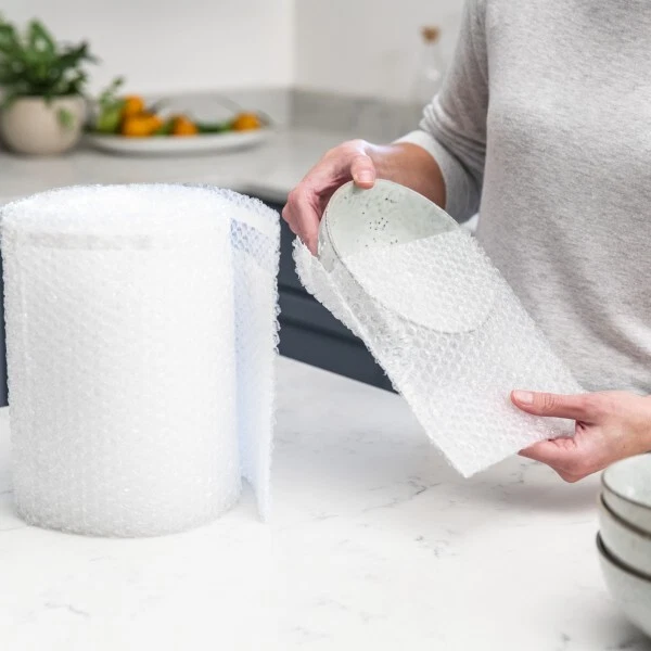 Duck Bubble Pouch Mailers 7.5"x7.5" 20 Roll 285741 - Image 4 of 4