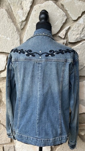 Denim Jacket Monroe & Main Large Blue Embroidered Silver Tone Stud Accents EC - Picture 2 of 14