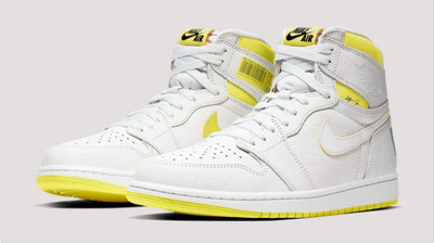 air jordan 1 retro high og white & yellow