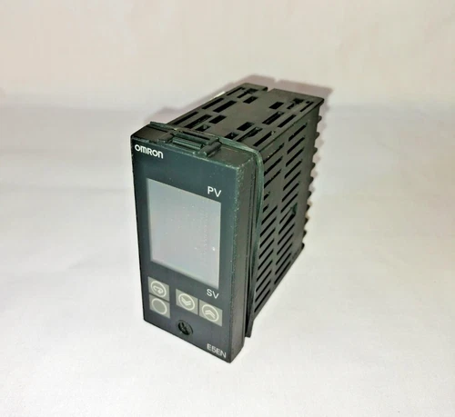 Omron E5EN-Q3HT E5ENQ3HT Temperature Controller 100-240VAC 50/60Hz 10VA