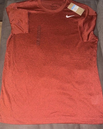 Nike ✔️Men's Dri-FIT Legend Fitness T-Shirt Dark Beetroot (Red) Size Med NWTS - Picture 12 of 13