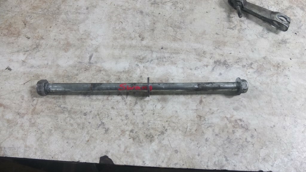 06 Yamaha XV250 XV 250 Virago Swingarm Swing Arm Bolt Shaft Pin eBay