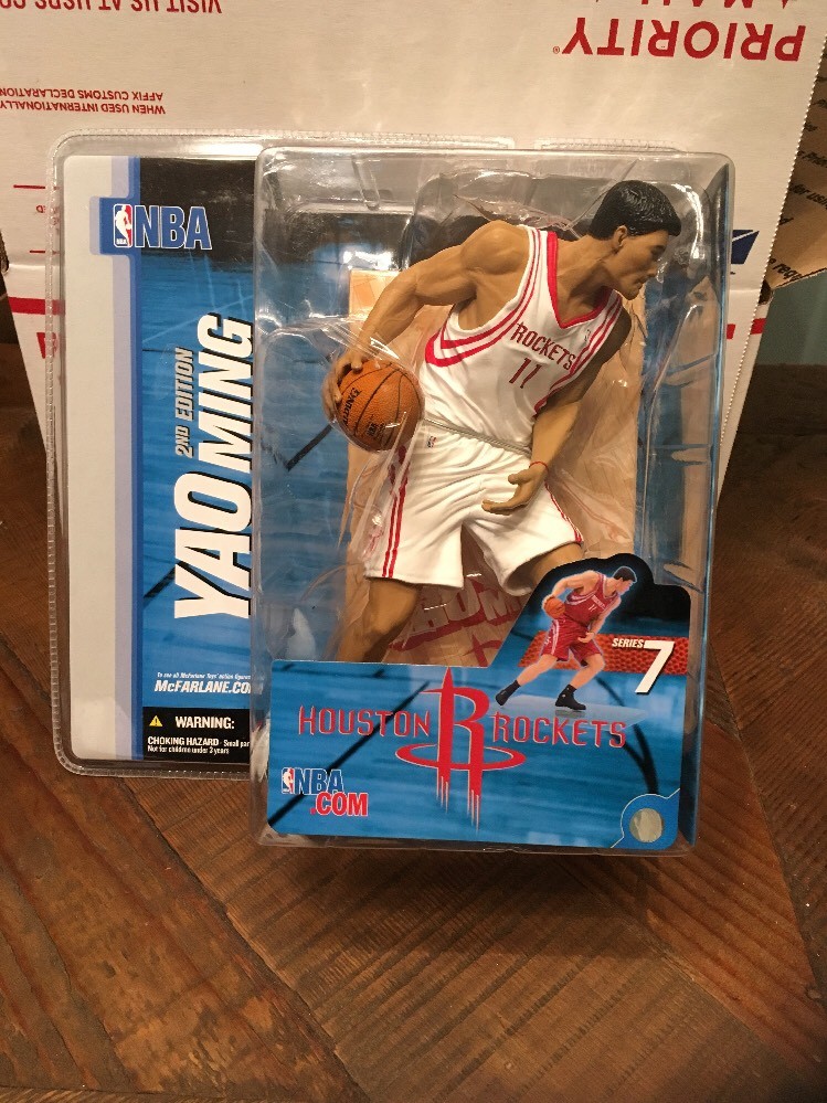 McFarlane Yao Ming 11 NBA Houston Rockets Chase Variant