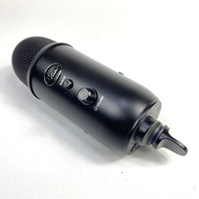 Blue Yeti Professional Multi-Pattern USB Condenser Microphone - Blackout