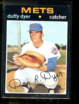 1971 TOPPS #136 DUFFY DYER METS NRMINT E016583