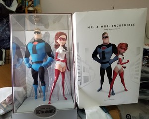 d23 limited edition dolls