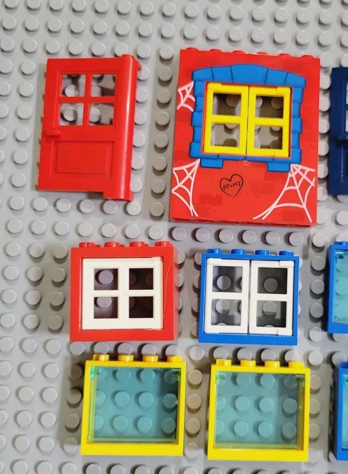 Marco de ventanas Lego 1x4x3 con puertas de panel 1x2x3 edificio de casas de ciudad 9 piezas Foto 3 de 3