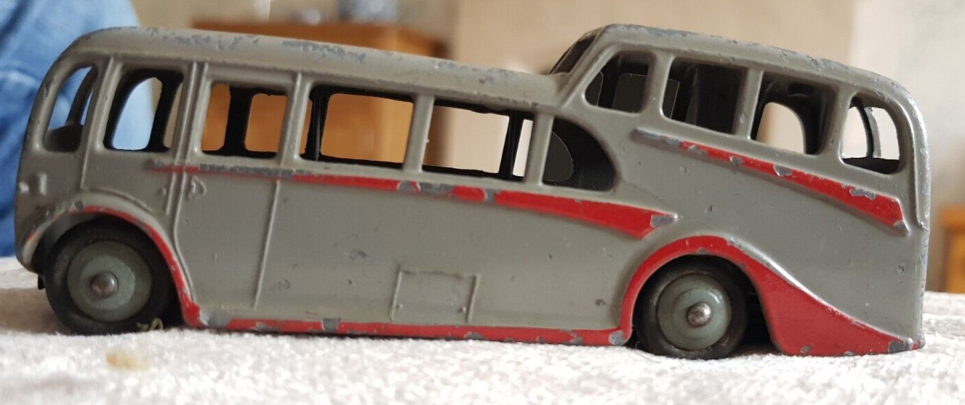 ミニカー DINKY No.280 Observation Coach Bus Dinky 280, Observation Coach - Free Price Guide & Review