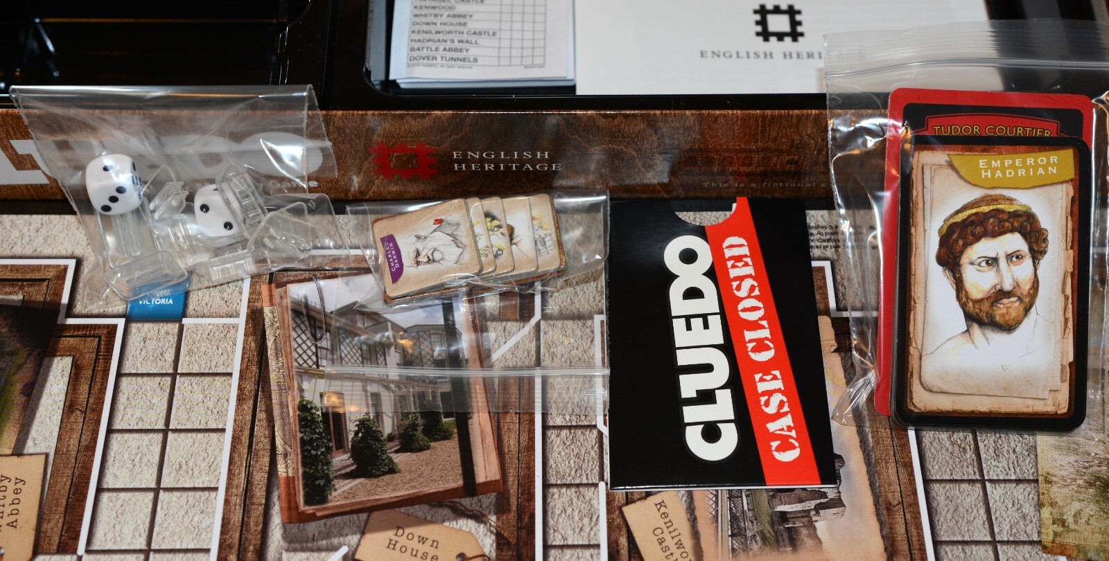 Hasbro Winning Moves Cluedo 'English Heritage' Board Game 2019 eBay