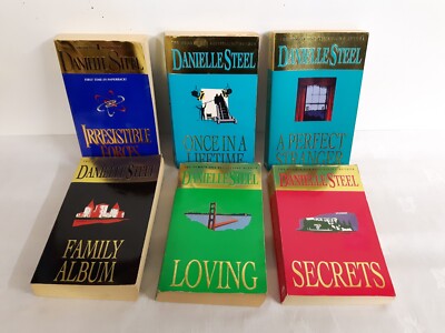 Danielle Steel Time Warner Gold Top Book Bundle x6 Loving, Secrets, Family Album