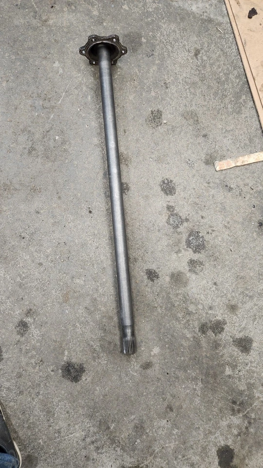 9043570201 Axle Shaft - Mercedes-Benz Sprinter (904-357-02-01) - 5175047AA - Image 4 of 4