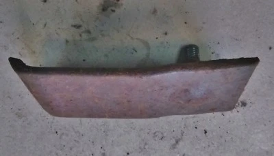 Unterfeder für Mähmesser von Holder M7 Balkenmäher / Einachser - Bild 1 von 3