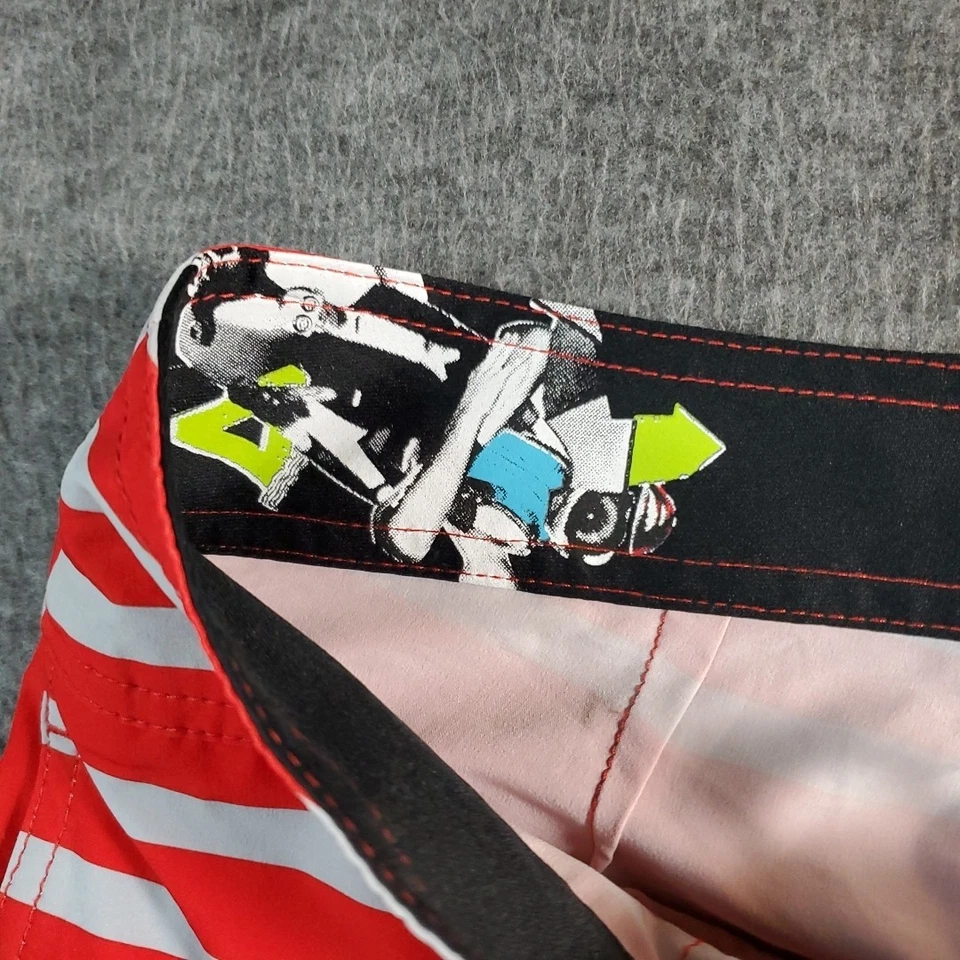 Volcom Shorts 32 Mens Red Striped 4 Way Stretch Boardshorts Swim Trunks Pockets - Image 3 of 4