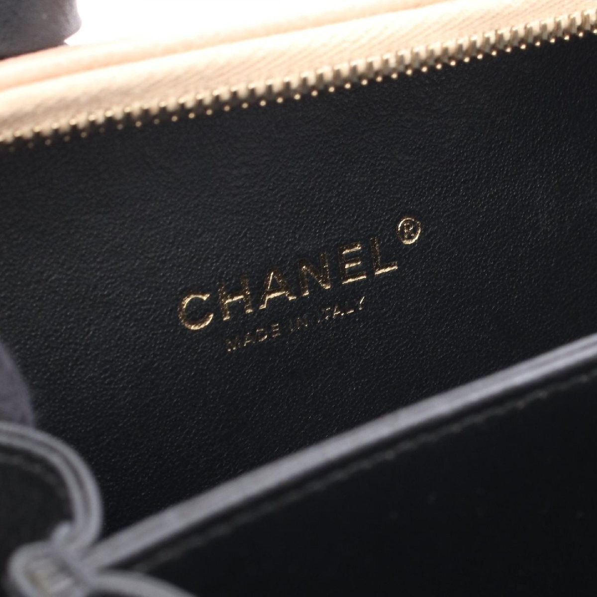 Bulk purchase CHANEL CC Fig Leaf Small Vanity Bag 2WAY Shoulder Bag Bag Calf (Co image 4