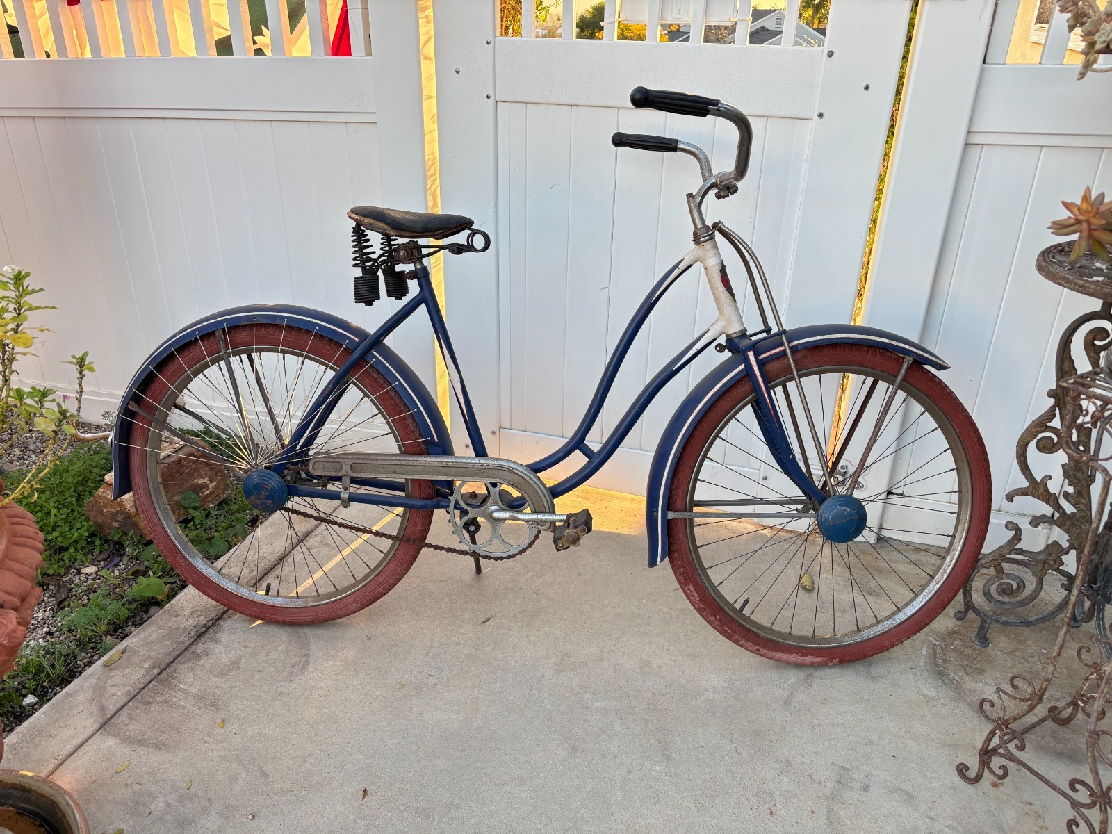 Vintage Schwinn Admiral Girls 26" Bicycle Working condition