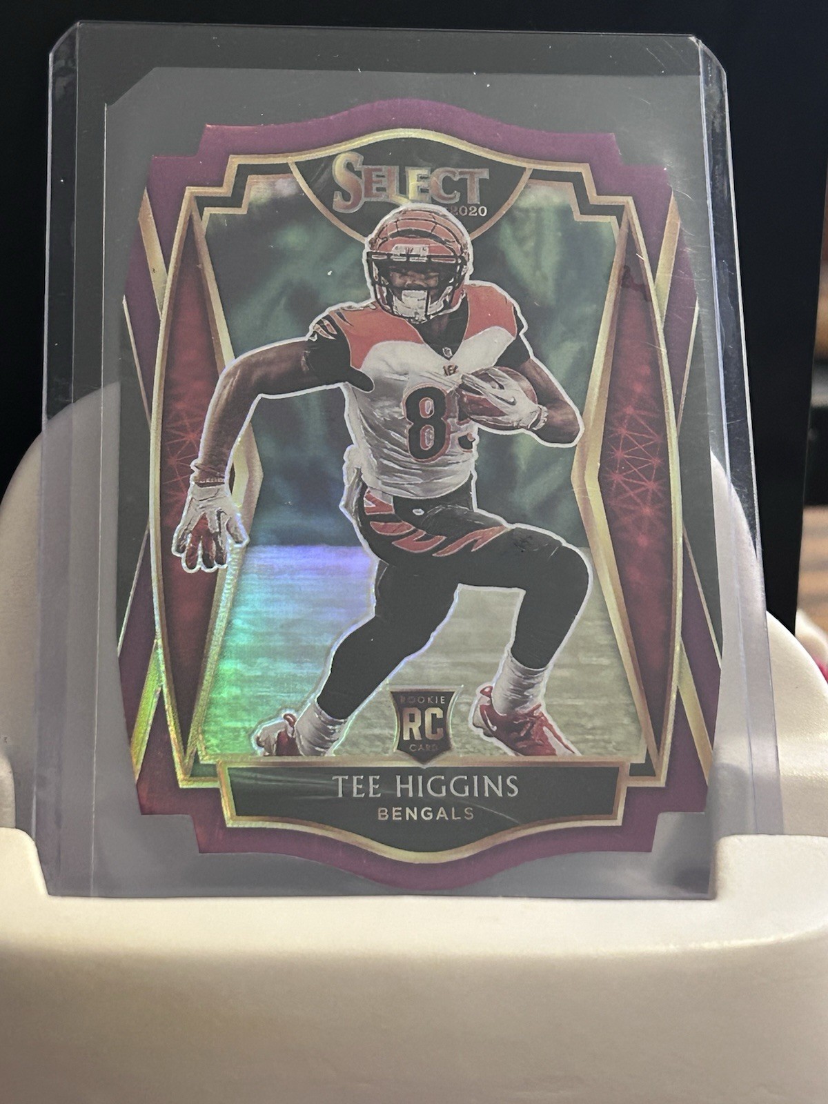 2020 Panini Select Football Premier Level Die Cut Purple Prizm Tee Higgins RC