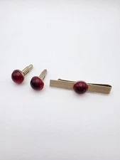Vintage SWANK Cufflinks & Tie Clip Bar Set Blood Red Lucite Round Gold Tone Mens