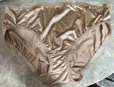 VINTAGE VANITY FAIR LIGHT CONTROL UNDER-SHAPER PANTY  4XL BEIGE  NEW 1 PAIR