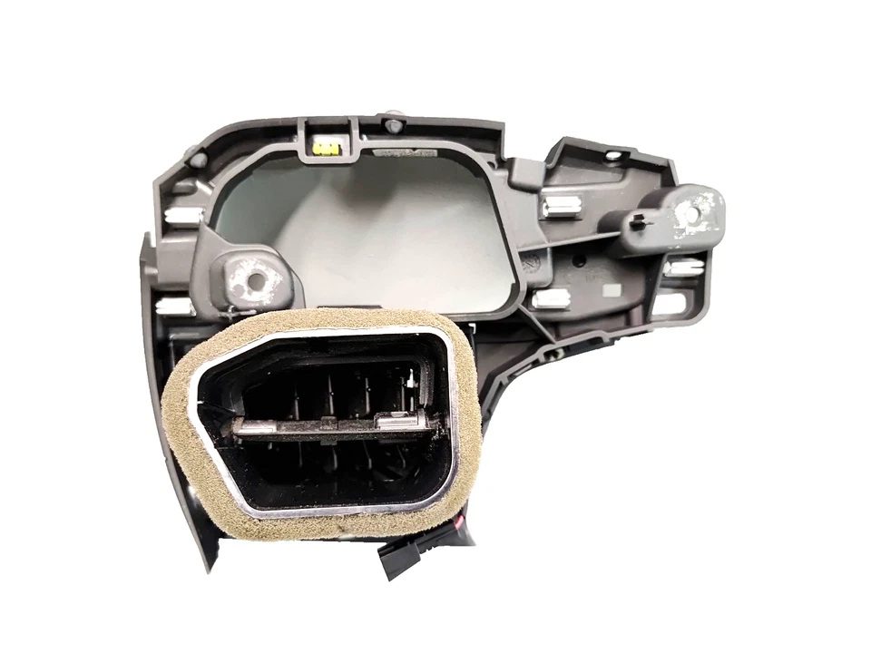 OEM SALPICADERO LADO IZQUIERDO EXTERIOR AIRE ACONDICIONADO REJILLA VENTILACIÓN AUDI RS5 2018-2024 Foto 4 de 4