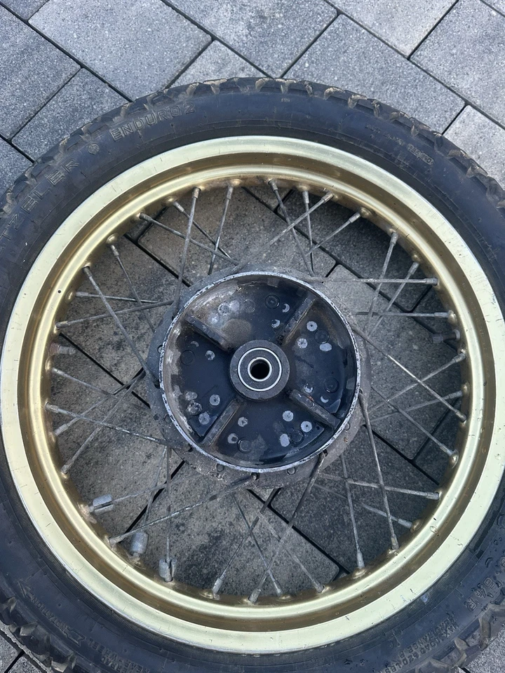 LLANTA TRASERA YAMAHA XT600 43F RUEDA TRASERA 1984-1986 J18x2.50. B0086 Foto 3 de 4