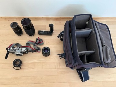 Spiegelreflexkamera analog Olympus OM-2 mit Winder und Objektiven
