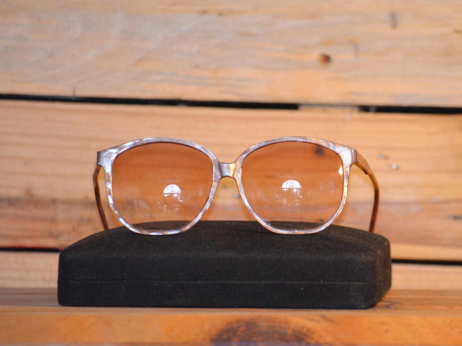 Alta Moda Thin Lightweight Sunglasses - image 1