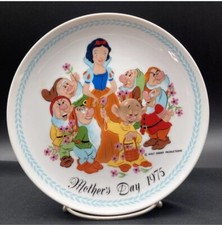 Walt Disney,  Snow White Mothers Day collector plate by Schmid 1975 ~