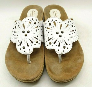 clarks thong sandals clearance