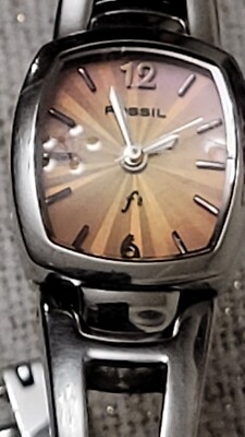 Fossil F2 Womens Petite Silver Tonneau Date Quartz