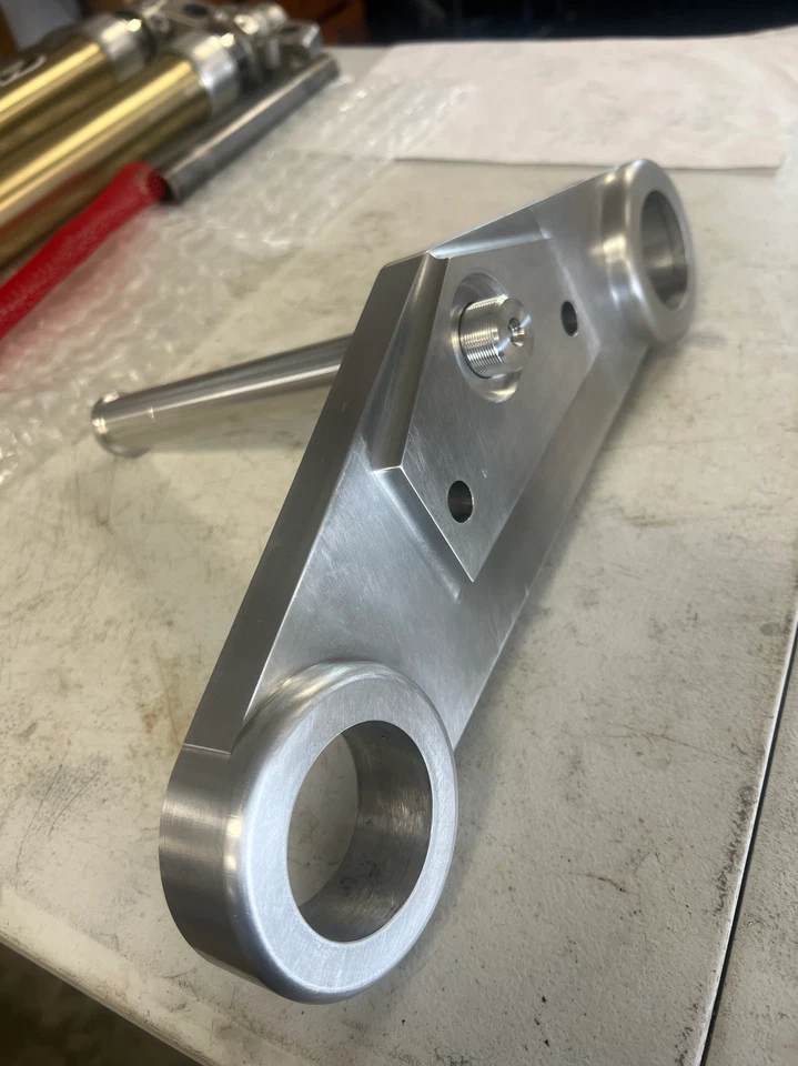 Honda 350X /  200X  (2nd Generation) Invert Clamps Foto 4 de 4