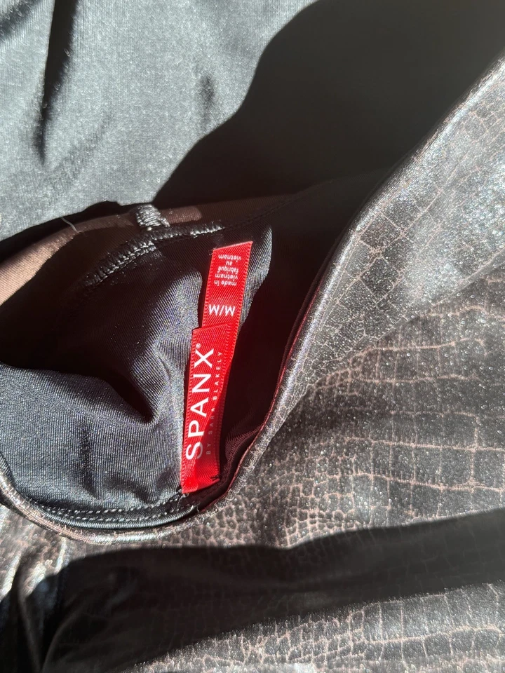 SPANX Faux Patent Leather Shine High Rise Leggings Brown Size M - NEW - Image 2 of 4