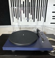 Pro-Ject Debut Carbon EVO Turntables - Blue