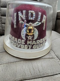 vintage shriner fez hat with case