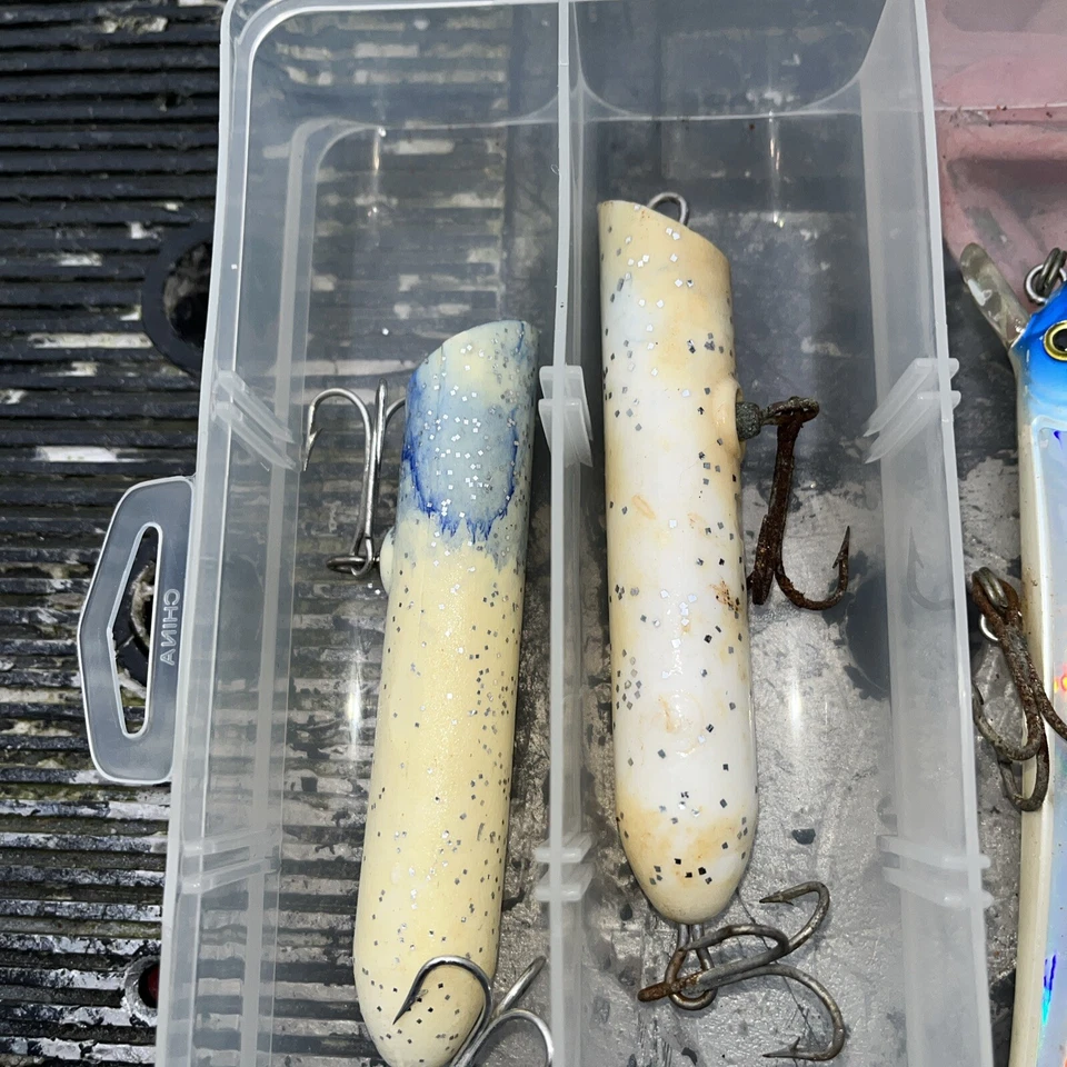 SEÑUELO DE ALMACENAMIENTO SHIMANO, ESTUCHE ORGANIZADOR Con Señuelos Usados Como Se Muestra Foto 3 de 4