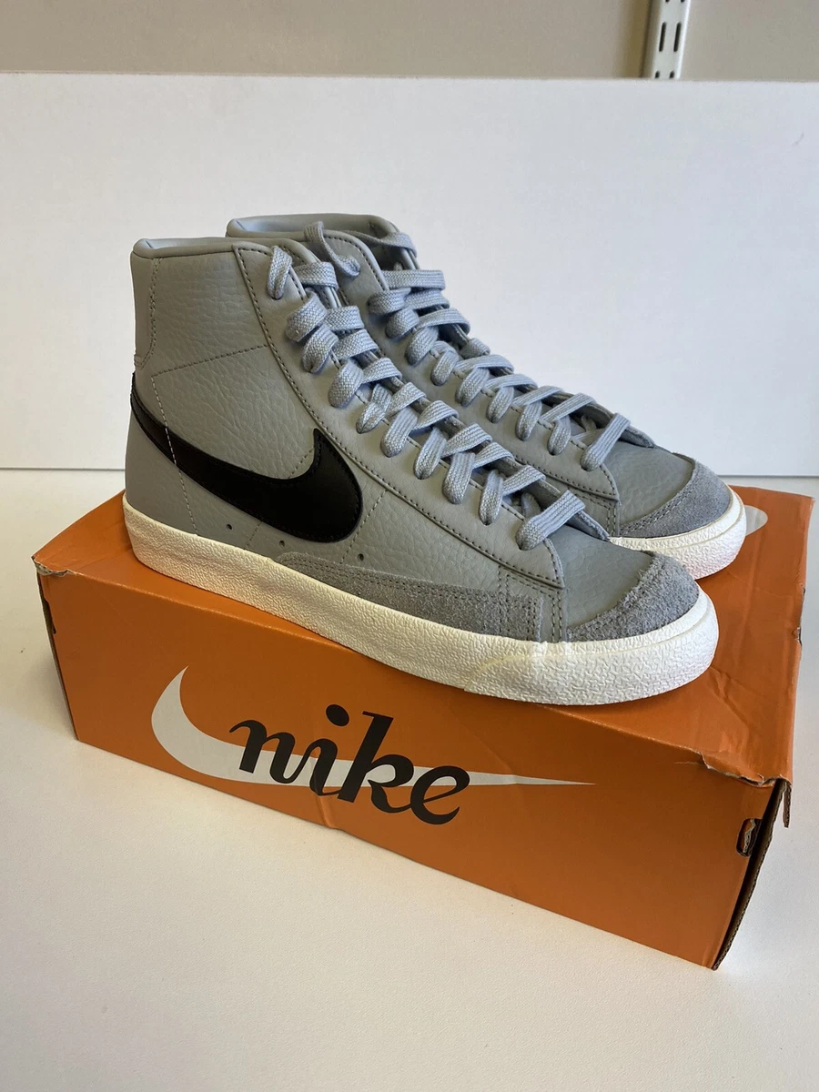 Nike blazer shop grey mid