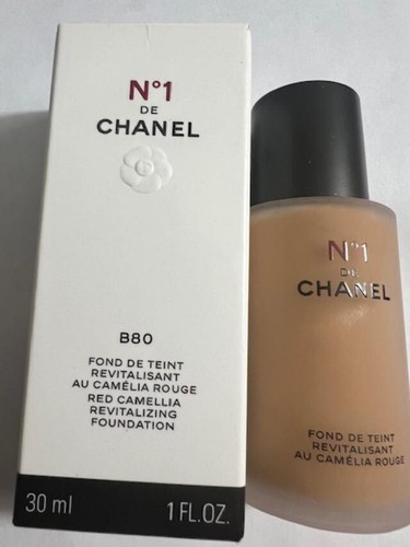 Chanel #1 De Chanel Red Camellia Revitalizing Foundation B80 1 flüssige Unze kostenloser Versand