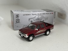 Tomica Limited Vintage Neo 1:64 diecast LV-N256a Toyota Hilux 4WD Pick Up; RED