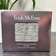 NEW Trish McEvoy The Deluxe Naturally Irresistible Collection Makeup Planner