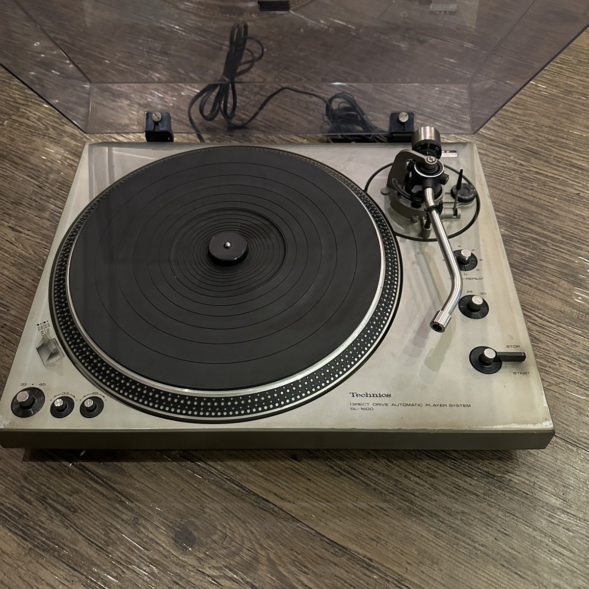 Technics SL-1600 Direct Drive Turntable Used Japan 33 45 RPM