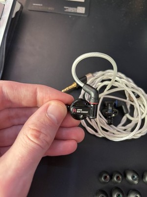 Sony MDR-EX800ST In-Ear Monitors, Japan Import - Null Audio Cable