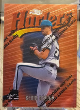1997 Topps Finest w/ Coating Kevin Brown #25 Marlins