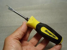 Snap-on Tools USA Used HI VIZ Yellow 7/32" Instinct Flat Head Screwdriver SGD2B
