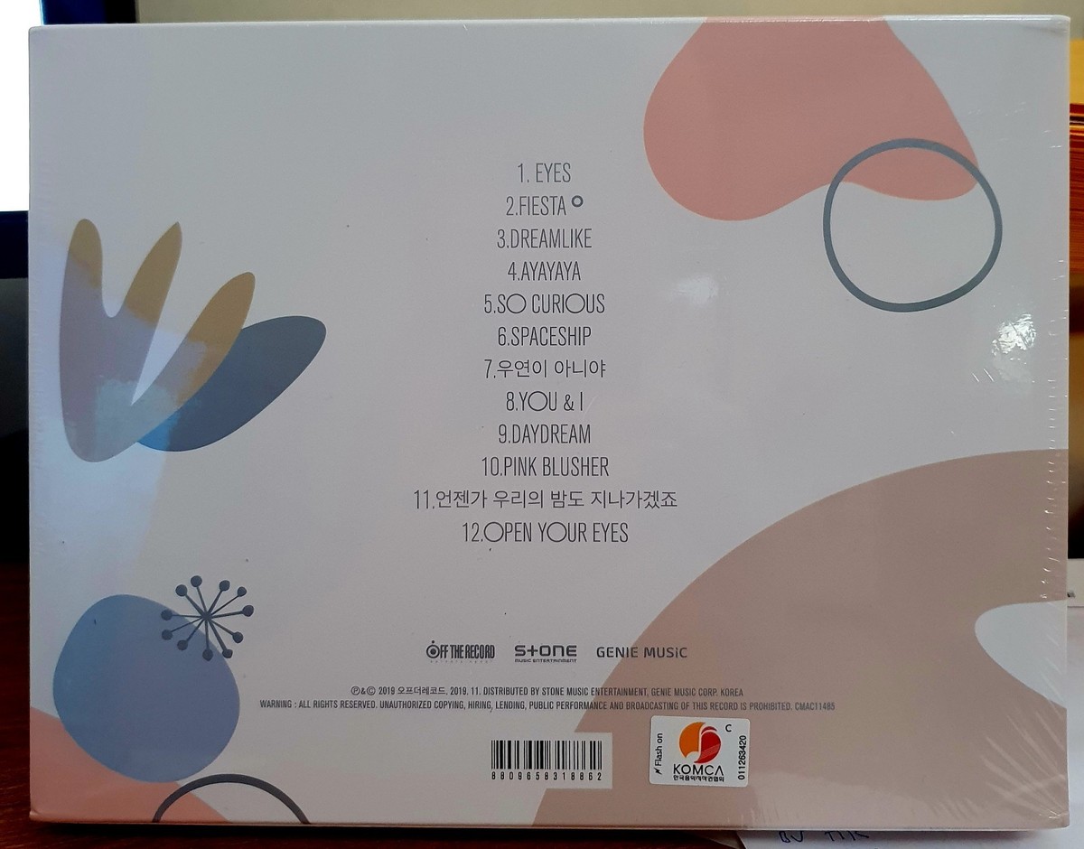 Bloom*Iz (Random Cover) (Incl. 112pg Photobook, Iz*One Card