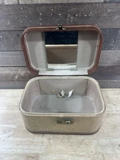 Vintage 1950’s Vanity Case Travel Hard Case Jewelry Box 