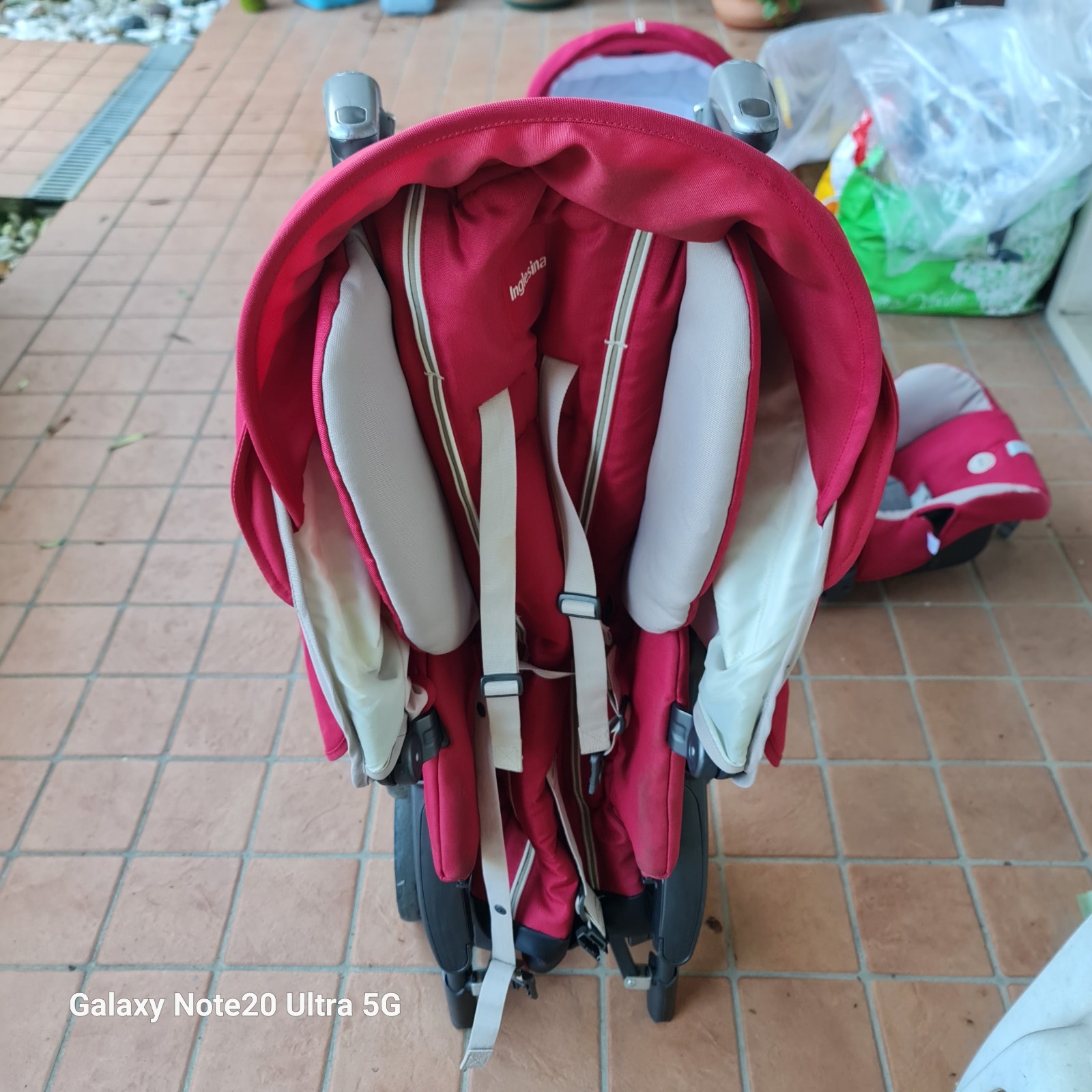 Foto 4 di 14