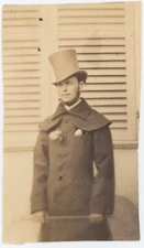 Tirage albuminé circa 1865. Homme avec chpeau haut-de-forme