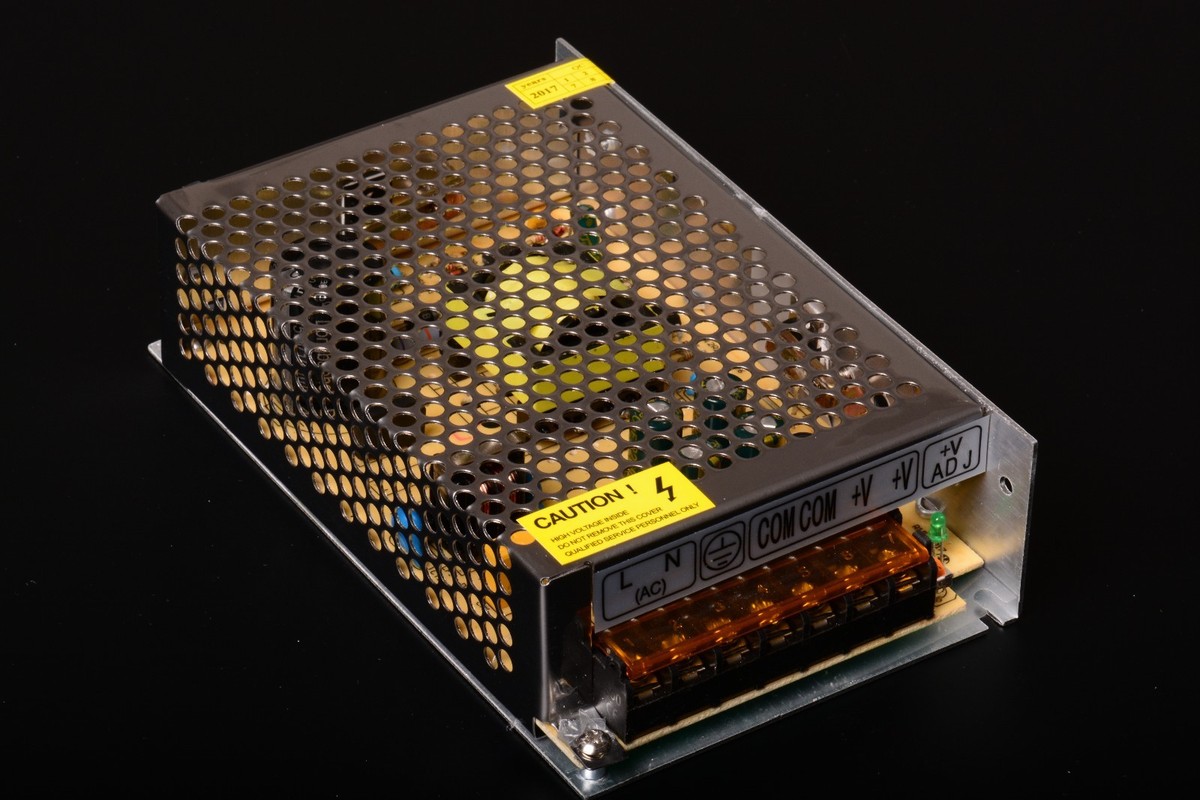 Alimentateur Transformateur 5V 10A Haute Qualité 50W